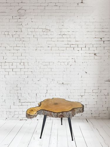 میز عسلی چوب توسکا پایه فلزی مشکی مناسب دکوراسیون مدرن